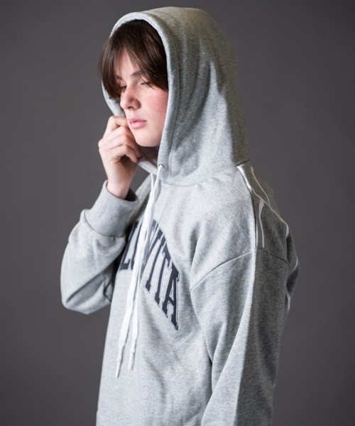 Buffalo Bobs(バッファローボブズ)の「AFA HOODIE-ROSE(AFA フーディー-ローズ)ルーズシルエット プルオーバー パーカー(パーカー・メンズ・グレー/ホワイト/ブラック・1-2/2-3)」の13枚目の写真
