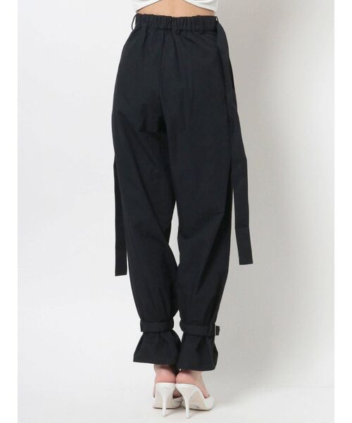 GYDA（ジェイダ）の「【セットアップ着用可】サイドロングベルトデザインパンツ（スラックス・レディース・ブラック/ベージュ・FREE）」の8枚目の写真