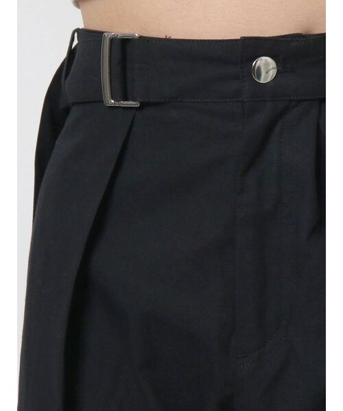 GYDA（ジェイダ）の「【セットアップ着用可】サイドロングベルトデザインパンツ（スラックス・レディース・ブラック/ベージュ・FREE）」の5枚目の写真