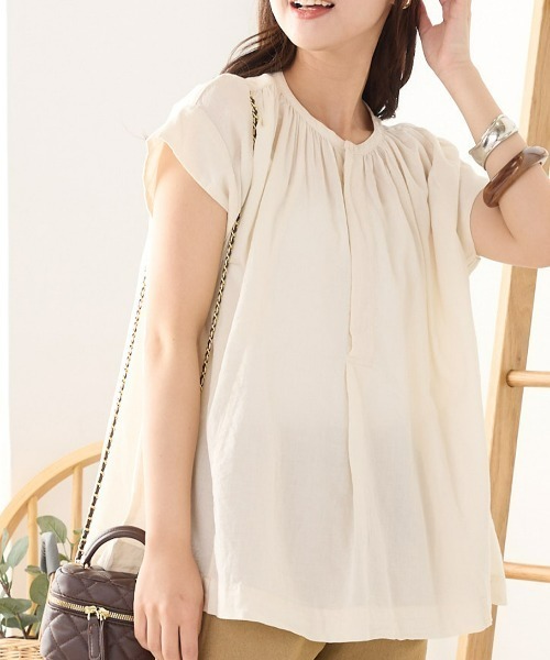 OMNES（オムネス）の「綾織ボイル丸ヨークブラウス（シャツ/ブラウス・レディース・ホワイト/カーキ/ミント/チャコール・FREE）」の2枚目の写真