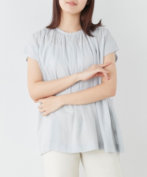 OMNES（オムネス）の「綾織ボイル丸ヨークブラウス（シャツ/ブラウス・レディース・ホワイト/カーキ/ミント/チャコール・FREE）」の4枚目の写真