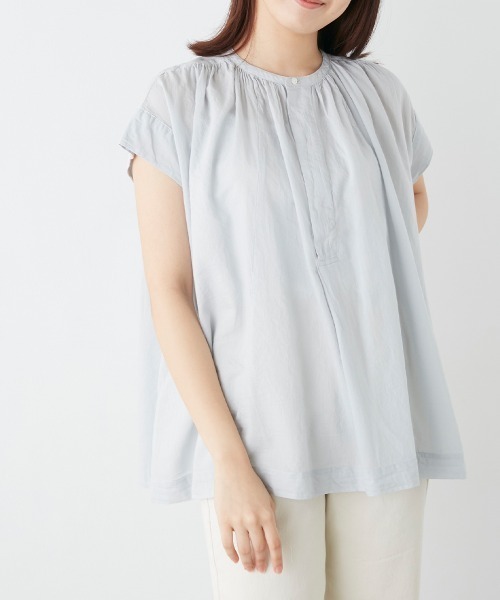 OMNES（オムネス）の「綾織ボイル丸ヨークブラウス（シャツ/ブラウス・レディース・ホワイト/カーキ/ミント/チャコール・FREE）」の17枚目の写真