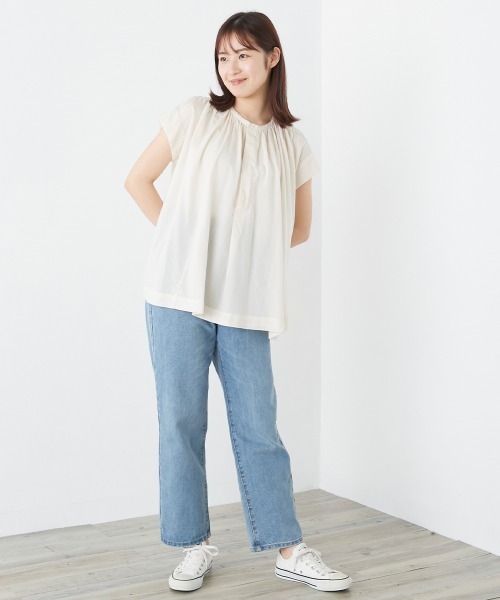 OMNES（オムネス）の「綾織ボイル丸ヨークブラウス（シャツ/ブラウス・レディース・ホワイト/カーキ/ミント/チャコール・FREE）」の6枚目の写真