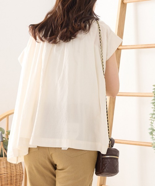 OMNES（オムネス）の「綾織ボイル丸ヨークブラウス（シャツ/ブラウス・レディース・ホワイト/カーキ/ミント/チャコール・FREE）」の21枚目の写真