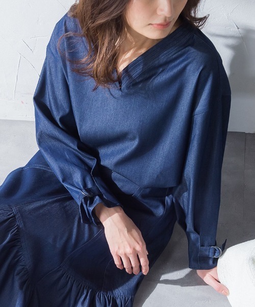 【socolla】変型Vネックドルマンブラウス≪洗濯機で洗える≫