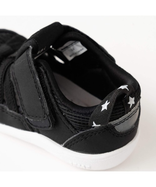 SLAP SLIP BABY(スラップスリップベビー)の「SLAPSLIPBABY/【IFME】【お揃い】ワンポイントスターウォーターシューズベビー(13~14cm)(ベビーシューズ/ベビーソックス・キッズ・ブラック/ネイビー/グレー・13/14)」の11枚目の写真