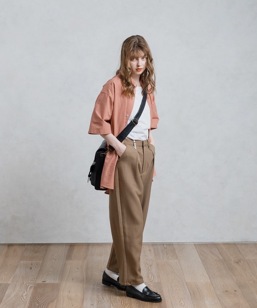 MUHET（ミュエータ）の「半袖アソートレギュラーカラーシャツ（シャツ/ブラウス・レディース・オフホワイト/ブラウン系その他/グリーン系その他/ブルー系その他/オレンジ系その他・MEDIUM/X-LARGE）」の21枚目の写真