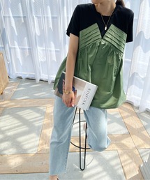 フロントタックドッキングTシャツ