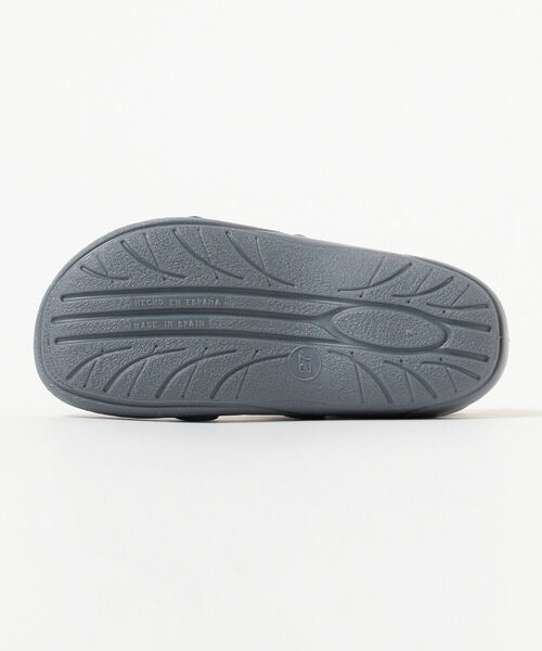 こども ビームス（コドモビームス）の「igor / BONDI SOLID サンダル 22（16.5～21cm）（サンダル・キッズ・レッド系その他4/インディゴブルー/ブラウン系その他3/グレー/オフホワイト/ピンク・22cm/17cm/18cm/20cm/21cm/16.5cm/18.5cm/20.5cm）」の19枚目の写真