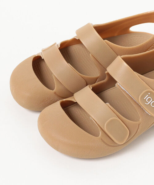 こども ビームス（コドモビームス）の「igor / BONDI SOLID サンダル 22（16.5～21cm）（サンダル・キッズ・レッド系その他4/インディゴブルー/ブラウン系その他3/グレー/オフホワイト/ピンク・22cm/17cm/18cm/20cm/21cm/16.5cm/18.5cm/20.5cm）」の16枚目の写真