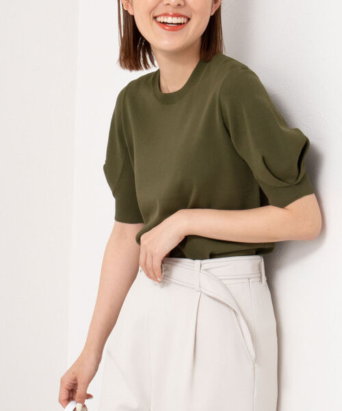 NOLLEY’S Sophi(ノーリーズソフィ)の「《手洗い可能》パワショル半袖プルオーバーニット(ニット/セーター・レディース・ダークネイビー/ピンク/サックスブルー/オフホワイト/オリーブ・38)」の3枚目の写真