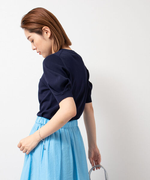 NOLLEY’S Sophi(ノーリーズソフィ)の「《手洗い可能》パワショル半袖プルオーバーニット(ニット/セーター・レディース・ダークネイビー/ピンク/サックスブルー/オフホワイト/オリーブ・38)」の6枚目の写真