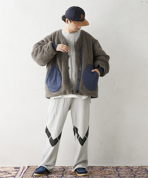JOURNAL STANDARD relume(ジャーナルスタンダード レリューム)の「《WEB限定》ARMY スウェットパンツ "V"(スウェットパンツ・メンズ・ブラック/グレー・MEDIUM/LARGE)」の10枚目の写真