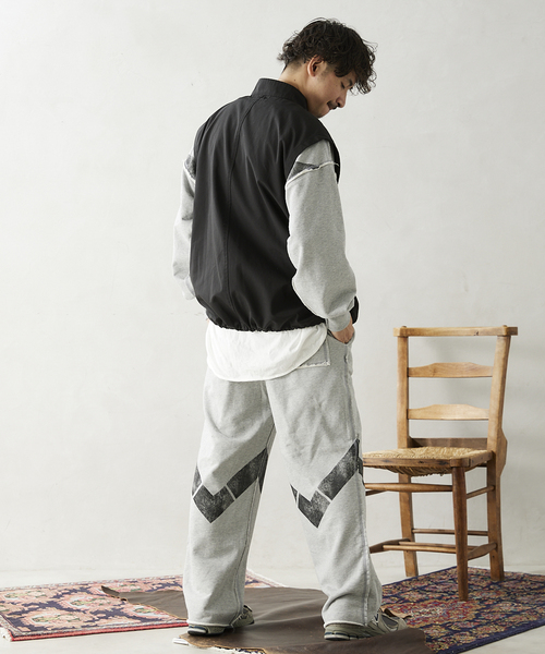 JOURNAL STANDARD relume(ジャーナルスタンダード レリューム)の「《WEB限定》ARMY スウェットパンツ "V"(スウェットパンツ・メンズ・ブラック/グレー・MEDIUM/LARGE)」の13枚目の写真