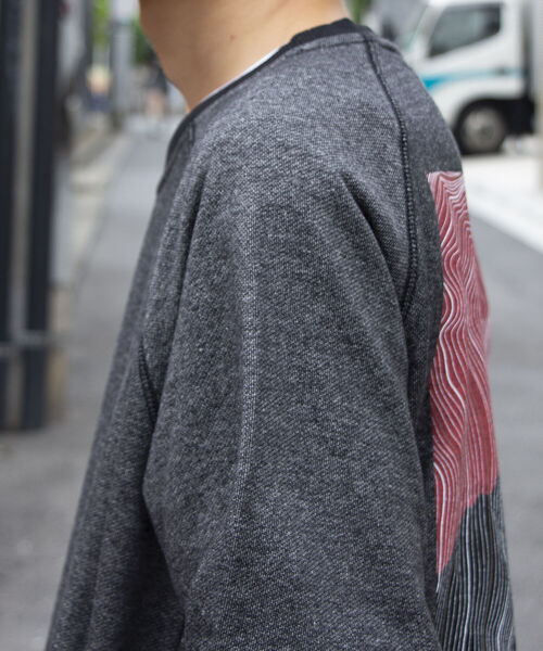 NANGA（ナンガ）の「【NANGA/ナンガ】GLOSTER別注 バックプリントスウェット P/O オーバーサイズ ロゴ刺繍（スウェット・メンズ・ブラック/ダークグリーン/オフホワイト・M/L）」の21枚目の写真