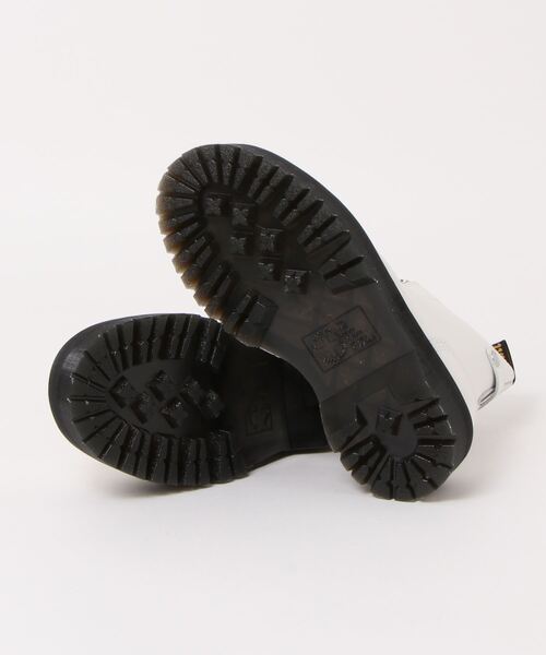 Dr. Martens(ドクターマーチン)の「《Dr.Martens》QUAD RETRO JETTA(ブーツ・レディース・ホワイト/ブラック・UK5/UK6/UK4/UK3)」の4枚目の写真