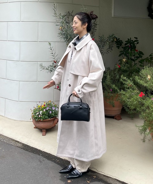 トランプチャーム付アシメ衿ロングコート　アイボリー　未使用 ロングコート レザーコート レディース チェスターコート アウター