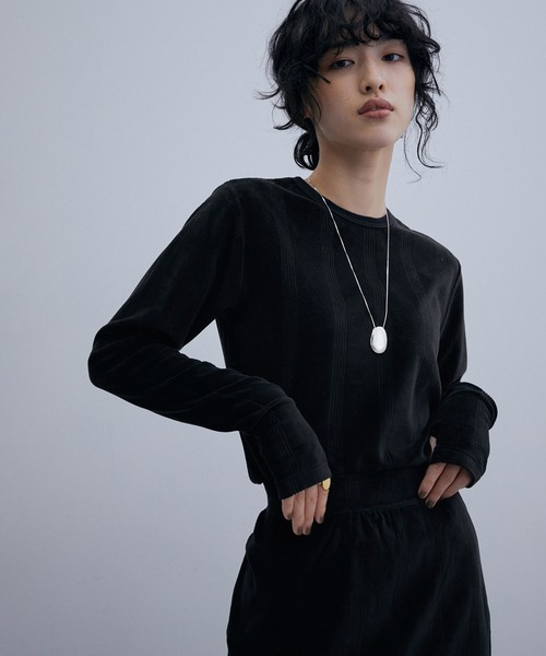 ADAM ET ROPE'(アダムエロペ)の「【Miller for ADAM ET ROPE'】別注 ベロア LONG SLEEVE TEE(Tシャツ/カットソー)」|ブラック