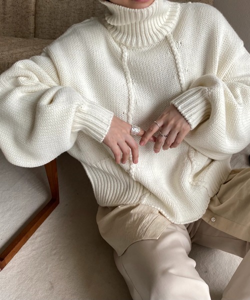 WILLFULLY(ウィルフリー)の「asymmetry rib turtle knit(ニット/セーター・レディース・ダークブラウン/アイボリー・FREE)」の20枚目の写真