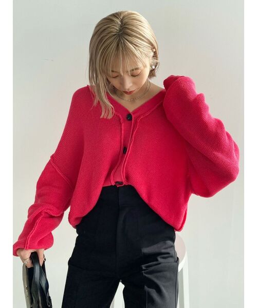 EMODA(エモダ)の「オーバーサイズルーズカーディガン(カーディガン/ボレロ・レディース・アイボリー/ブラック/ピンク/グリーン/ブルー・FREE)」の11枚目の写真