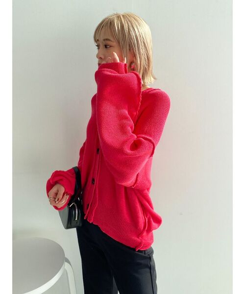 EMODA(エモダ)の「オーバーサイズルーズカーディガン(カーディガン/ボレロ・レディース・アイボリー/ブラック/ピンク/グリーン/ブルー・FREE)」の13枚目の写真