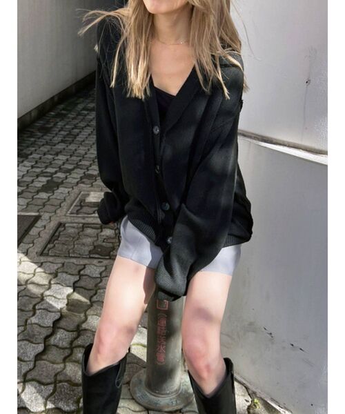 EMODA(エモダ)の「オーバーサイズルーズカーディガン(カーディガン/ボレロ・レディース・アイボリー/ブラック/ピンク/グリーン/ブルー・FREE)」の21枚目の写真