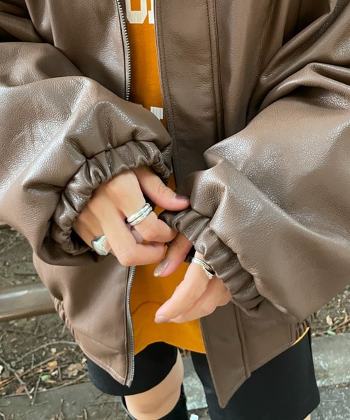 CIAOPANIC（チャオパニック）の「オーバーサイズフェイクレザージャケット（ブルゾン・レディース・ブラック/アイボリー/ブラウン・MEDIUM/LARGE）」の12枚目の写真