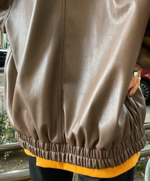 CIAOPANIC（チャオパニック）の「オーバーサイズフェイクレザージャケット（ブルゾン・レディース・ブラック/アイボリー/ブラウン・MEDIUM/LARGE）」の15枚目の写真