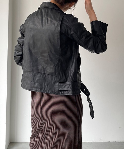 CANAL JEAN（キャナルジーン）の「NAF(ナフ) vintage風レザーライダースジャケット（ライダースジャケット・レディース・ブラック・36）」の3枚目の写真