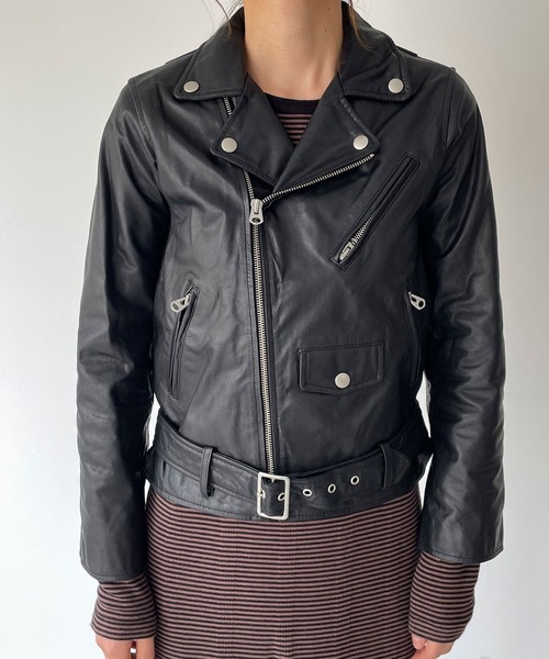 CANAL JEAN（キャナルジーン）の「NAF(ナフ) vintage風レザーライダースジャケット（ライダースジャケット・レディース・ブラック・36）」の6枚目の写真