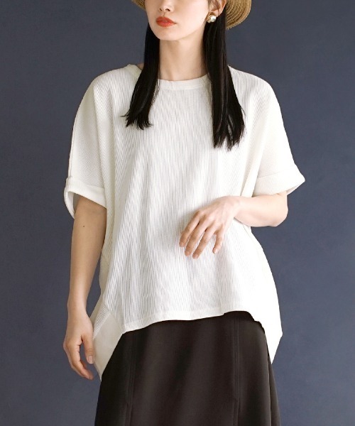 zootie(ズーティー)の「ワッフルカットソー ロールアップ ドルマンスリーブ プルオーバー(Tシャツ/カットソー・レディース・ブラック/オフホワイト/オレンジ/ダークグリーン/マスタード/ライトグレー/グレイッシュベージュ/ミント/チャコール/アイボリー/ワインレッド/ネイビー・フリー)」の2枚目の写真