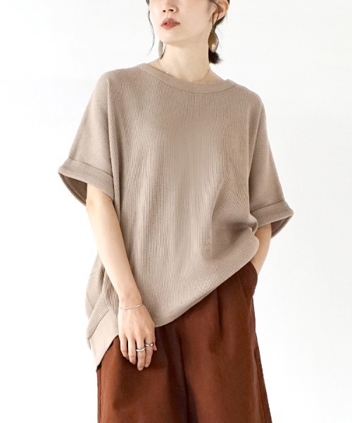 zootie(ズーティー)の「ワッフルカットソー ロールアップ ドルマンスリーブ プルオーバー(Tシャツ/カットソー・レディース・ブラック/オフホワイト/オレンジ/ダークグリーン/マスタード/ライトグレー/グレイッシュベージュ/ミント/チャコール/アイボリー/ワインレッド/ネイビー・フリー)」の6枚目の写真