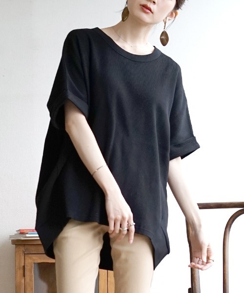 zootie(ズーティー)の「ワッフルカットソー ロールアップ ドルマンスリーブ プルオーバー(Tシャツ/カットソー・レディース・ブラック/オフホワイト/オレンジ/ダークグリーン/マスタード/ライトグレー/グレイッシュベージュ/ミント/チャコール/アイボリー/ワインレッド/ネイビー・フリー)」の1枚目の写真