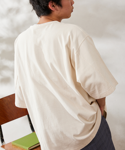 ARMY TWILL(アーミーツイル)の「【ARMY TWILL / アーミーツイル】別注 スリーピング ヘンリーネックシャツ(Tシャツ/カットソー・メンズ・ホワイト/ベージュ/ネイビー/カーキ・MEDIUM/LARGE)」の12枚目の写真