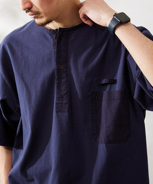 ARMY TWILL(アーミーツイル)の「【ARMY TWILL / アーミーツイル】別注 スリーピング ヘンリーネックシャツ(Tシャツ/カットソー・メンズ・ホワイト/ベージュ/ネイビー/カーキ・MEDIUM/LARGE)」の20枚目の写真