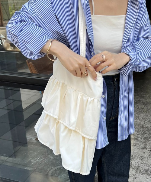 DISCOAT（ディスコート）の「【WEB限定】ティアードフリルトートバッグ（トートバッグ・レディース・チャコールグレー/イエロー/アイボリー・FREE）」の13枚目の写真