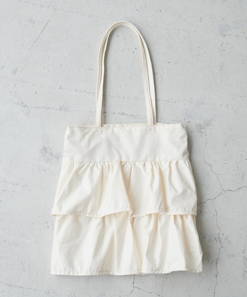 DISCOAT（ディスコート）の「【WEB限定】ティアードフリルトートバッグ（トートバッグ・レディース・チャコールグレー/イエロー/アイボリー・FREE）」の6枚目の写真