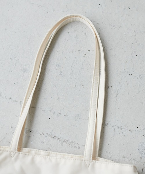 DISCOAT（ディスコート）の「【WEB限定】ティアードフリルトートバッグ（トートバッグ・レディース・チャコールグレー/イエロー/アイボリー・FREE）」の9枚目の写真