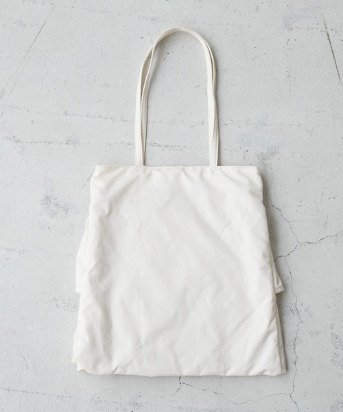 DISCOAT（ディスコート）の「【WEB限定】ティアードフリルトートバッグ（トートバッグ・レディース・チャコールグレー/イエロー/アイボリー・FREE）」の21枚目の写真