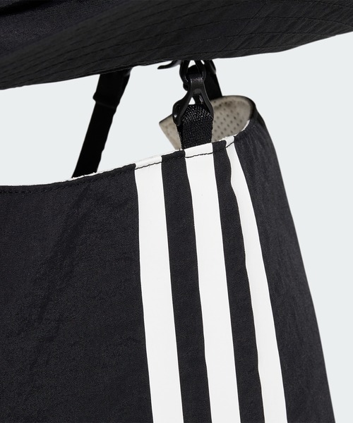 adidas(アディダス)の「キッズUVバケットハット / アディダス adidas(ハット・キッズ・ブラック/ブルー/ブラック×ホワイト・SMALL/MEDIUM/X-SMALL)」の6枚目の写真