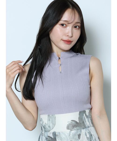 MERCURYDUO（マーキュリーデュオ）の「2WAYノースリコンパクトニット（ニット/セーター・レディース・ラベンダー/オフホワイト/ブラック/レッド・FREE）」の4枚目の写真