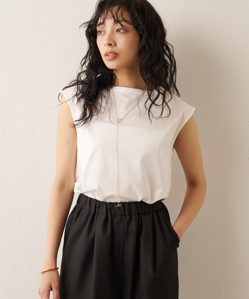 Whim Gazette(ウィムガゼット)の「ベーシックフレンチスリーブプルオーバー(Tシャツ/カットソー・レディース・チャコールグレー/オフホワイト・FREE)」の11枚目の写真