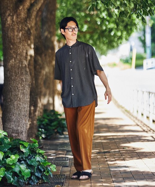 EDIFICE（エディフィス）の「”接触冷感機能” クールタッチ トロピカル イージーパンツ（スラックス・メンズ・ネイビー/ベージュ/ブラック/ブラウン・SMALL/MEDIUM/LARGE）」の18枚目の写真