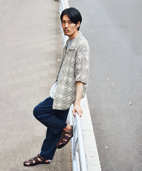 EDIFICE（エディフィス）の「”接触冷感機能” クールタッチ トロピカル イージーパンツ（スラックス・メンズ・ネイビー/ベージュ/ブラック/ブラウン・SMALL/MEDIUM/LARGE）」の12枚目の写真