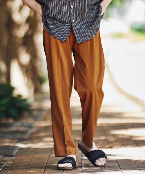 EDIFICE（エディフィス）の「”接触冷感機能” クールタッチ トロピカル イージーパンツ（スラックス・メンズ・ネイビー/ベージュ/ブラック/ブラウン・SMALL/MEDIUM/LARGE）」の20枚目の写真