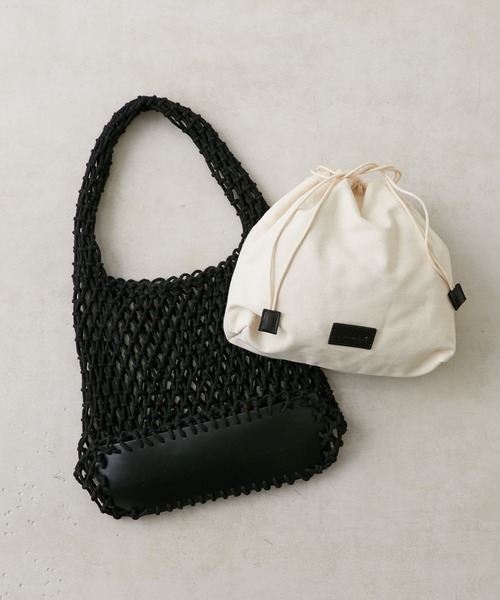 Actually（アクチュアリー）の「マクラメバッグ（トートバッグ・レディース・ブラック/ベージュ/グリーン/ブルー・フリー）」の2枚目の写真
