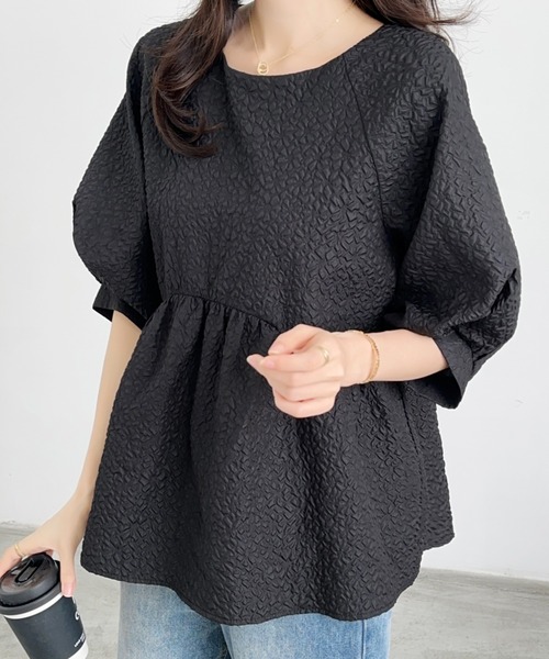 ECLIN（エクラン）の「ふくれジャガードペプラムブラウス（シャツ/ブラウス・レディース・グリーン/ブラック/ホワイト/モカ・L/M）」の5枚目の写真