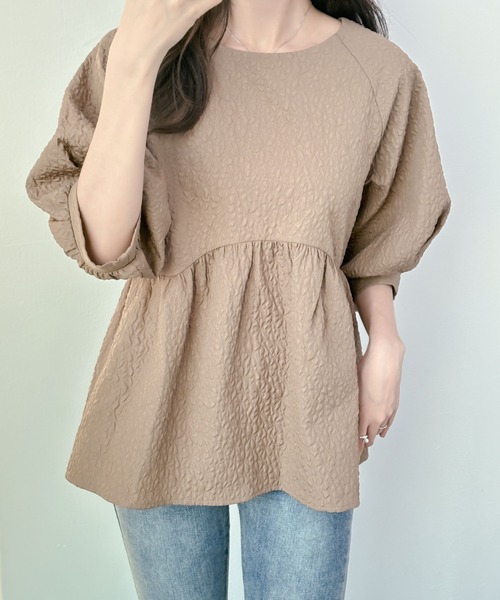 ECLIN（エクラン）の「ふくれジャガードペプラムブラウス（シャツ/ブラウス・レディース・グリーン/ブラック/ホワイト/モカ・L/M）」の19枚目の写真