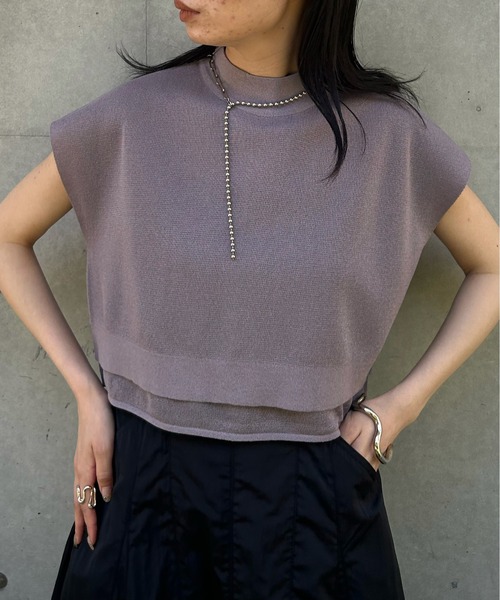 &g'aime（アンジェム）の「【&g’aime】バックオープンショートニット（ニット/セーター・レディース・パープル/グレイッシュベージュ/ブラック・FREE）」の6枚目の写真