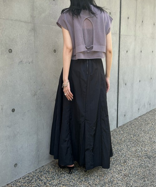 &g'aime（アンジェム）の「【&g’aime】バックオープンショートニット（ニット/セーター・レディース・パープル/グレイッシュベージュ/ブラック・FREE）」の15枚目の写真